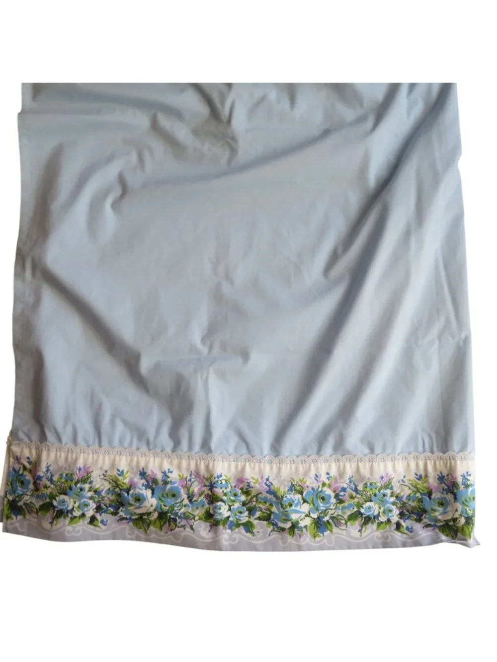 Vintage Cannon Blue Floral Lace Border King Flat Sheet Percale Cottagecore USA